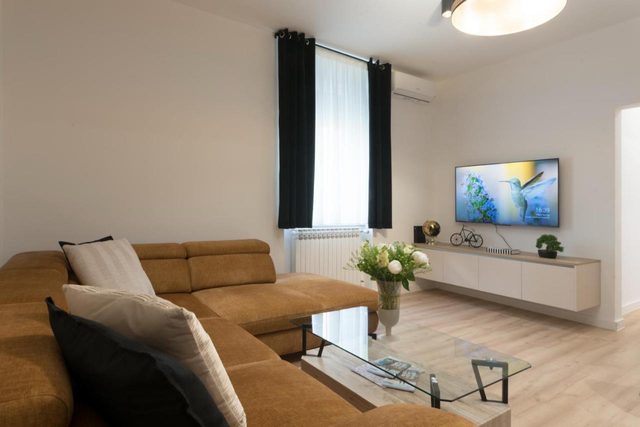 Apartment Palazzo, Zagreb Town Centre Екстер'єр фото